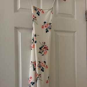 Sugarlips Elegant Floral Backless Dress